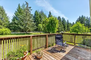 10739 128th Ave SE, Rainier, WA 98576 - Photo 28