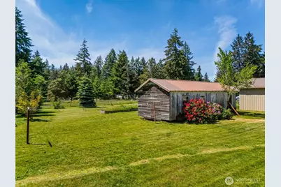 10739 128th Avenue SE, Rainier, WA 98576 - Photo 32
