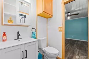 10739 128th Ave SE, Rainier, WA 98576 - Photo 20