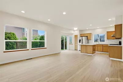 460 Ilwaco Avenue NE, Renton, WA 98059 - Photo 6