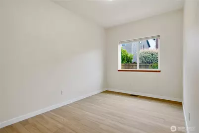 460 Ilwaco Avenue NE, Renton, WA 98059 - Photo 12