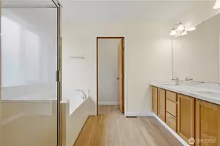 460 Ilwaco Ave NE, Renton, WA 98059 - Photo 10