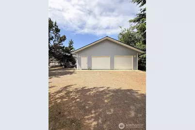 687 Copalis Avenue NE, Ocean Shores, WA 98569 - Photo 32