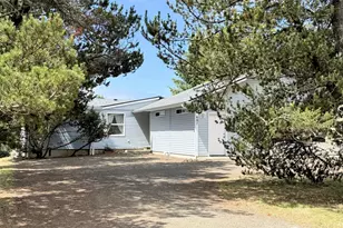 687 Copalis Ave NE, Ocean Shores, WA 98569 - Photo 34