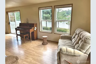 687 Copalis Avenue NE, Ocean Shores, WA 98569 - Photo 12