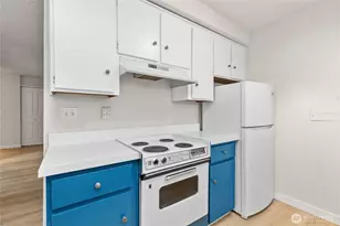 5630 200th St SW, Lynnwood, WA 98036 - Photo 12