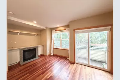9216 Stone Ave N #B, Seattle, WA 98103 - Photo 4