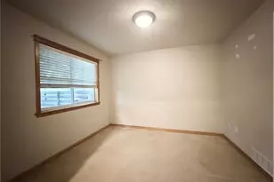 9216 Stone Ave N, Seattle, WA 98103 - Photo 20