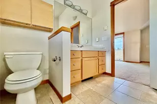 9216 Stone Ave N, Seattle, WA 98103 - Photo 16