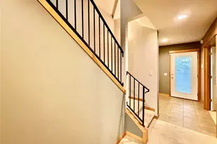 9216 Stone Ave N, Seattle, WA 98103 - Photo 28