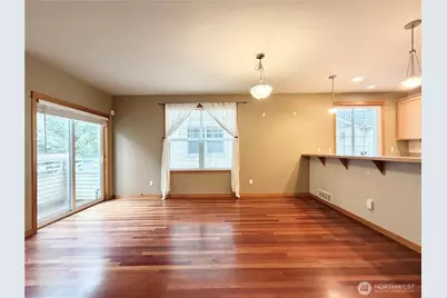 9216 Stone Ave N #B, Seattle, WA 98103 - Photo 10