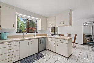 4306 Brookdale Rd E, Tacoma, WA 98446 - Photo 8