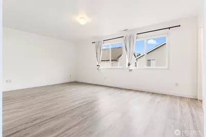 110 Ferndale Avenue SE, Renton, WA 98056 - Photo 16