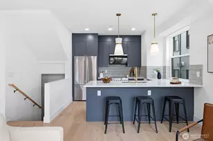 2016 Fairview Ave E, Seattle, WA 98102 - Photo 8