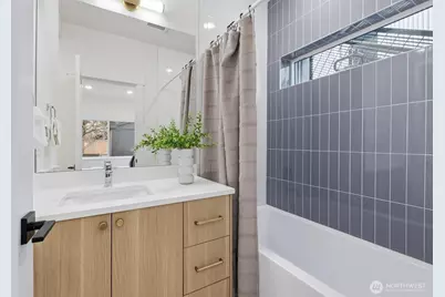 2016 Fairview Avenue E #C, Seattle, WA 98102 - Photo 20