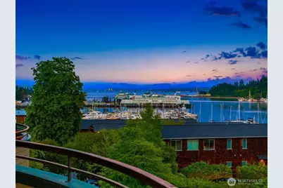 450 Wood Avenue SW #3B, Bainbridge Island, WA 98110 - Photo 2