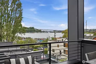 2011 Minor Ave E, Seattle, WA 98102 - Photo 24
