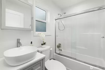 7020 S 120th Place, Seattle, WA 98178 - Photo 32