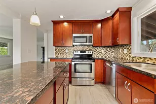 711 Galloway St, Steilacoom, WA 98388 - Photo 18