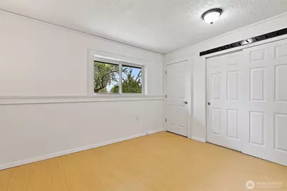 711 Galloway Street, Steilacoom, WA 98388 - Photo 10
