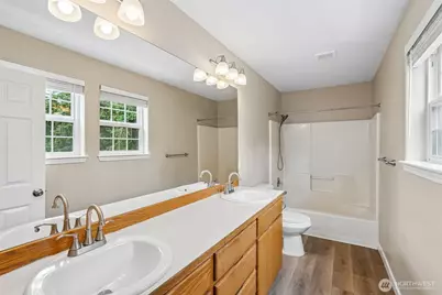 15619 85th Avenue NW, Stanwood, WA 98292 - Photo 32