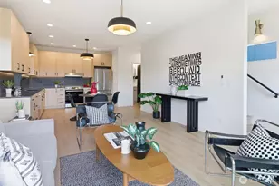 4517 35th Ave S, Seattle, WA 98118 - Photo 4