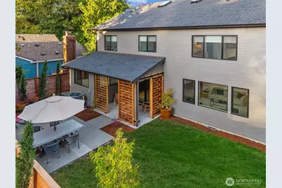 10733 17th Avenue NE, Seattle, WA 98125 - Photo 22