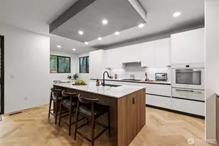 10733 17th Ave NE, Seattle, WA 98125 - Photo 6