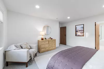 10733 17th Avenue NE, Seattle, WA 98125 - Photo 24