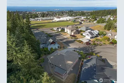 3140 S City Lights Place, Port Angeles, WA 98362 - Photo 2