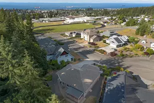 3140 S City Lights Pl, Port Angeles, WA 98362 - Photo 2