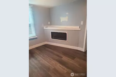 11335 Sunnyside Avenue N, Seattle, WA 98133 - Photo 12