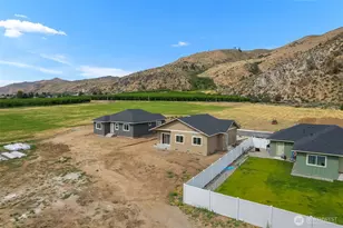 14893 Red Delicious St, Entiat, WA 98822 - Photo 4