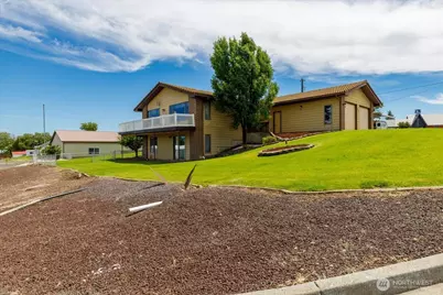 607 Brace SE, Wilbur, WA 99185 - Photo 4