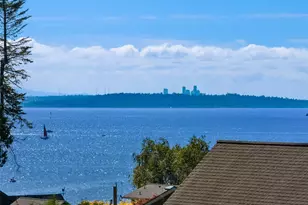19131 Harris Ave NE, Suquamish, WA 98392 - Photo 4