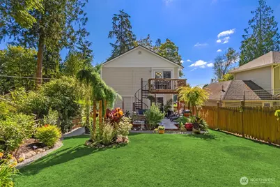 19131 Harris Avenue NE, Suquamish, WA 98392 - Photo 2