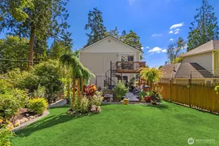 19131 Harris Ave NE, Suquamish, WA 98392 - Photo 2