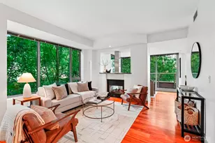 910 Lenora St, Seattle, WA 98121 - Photo 8