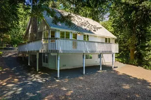 10095 NE Knight Rd, Bainbridge Island, WA 98110 - Photo 24