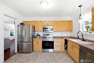 709 Celery Ave, Algona, WA 98001 - Photo 8
