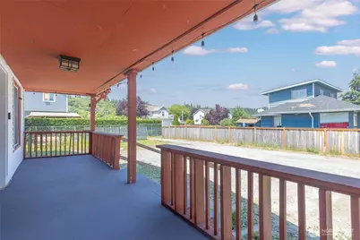 709 Celery Avenue, Algona, WA 98001 - Photo 2