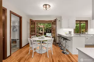 21016 NE 36th St, Sammamish, WA 98074 - Photo 8