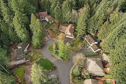 21016 NE 36th Street, Sammamish, WA 98074 - Photo 26