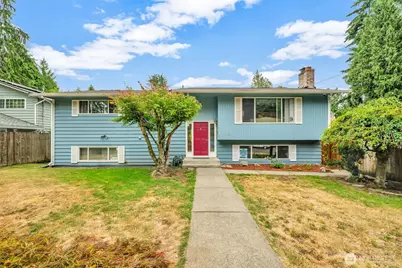 302 N 188th Street, Shoreline, WA 98133 - Photo 2