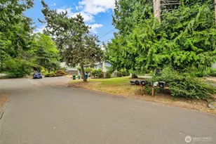 302 N 188th St, Shoreline, WA 98133 - Photo 30