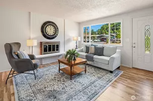 19411 136th Pl SE, Renton, WA 98058 - Photo 2