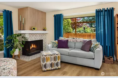 242 4th Avenue S #1, Edmonds, WA 98020 - Photo 2