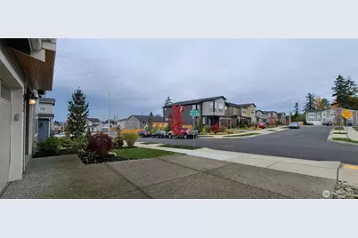 8232 37th Place NE, Marysville, WA 98270 - Photo 2