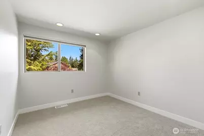 12925 NE 110th Place, Kirkland, WA 98033 - Photo 16