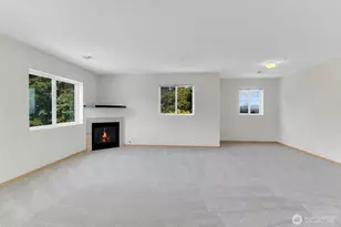 1318 37th St, Everett, WA 98201 - Photo 8